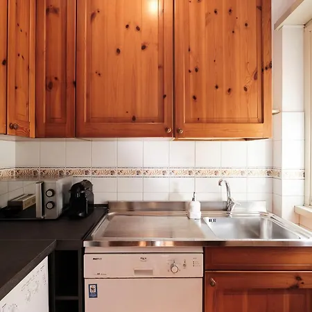 Appartement Elegante Con 3 Da Letto Vicino Il Centro *