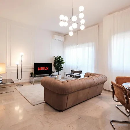 Elegante Con 3 Da Letto Vicino Il Centro