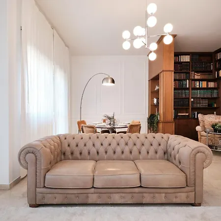 Elegante Con 3 Da Letto Vicino Il Centro Apartamento *