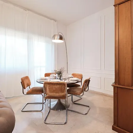 Elegante Con 3 Da Letto Vicino Il Centro Apartamento