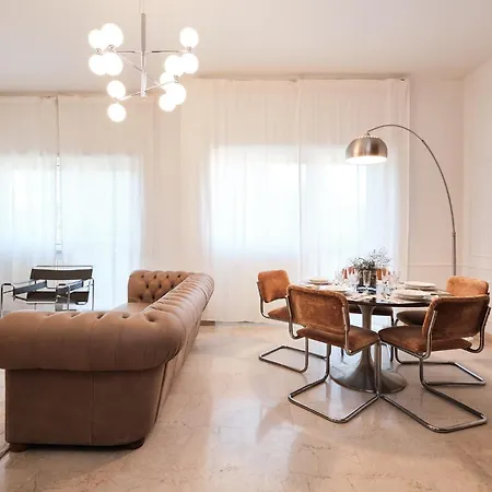 Apartamento Elegante Con 3 Da Letto Vicino Il Centro *